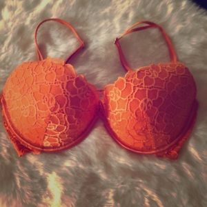 Victoria Secrets, “very sexy“, push-up, 36D EUC